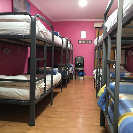 Хостел Rc Miguel Angel Мадрид Екстер'єр фото Hostel in Madrid, Spain